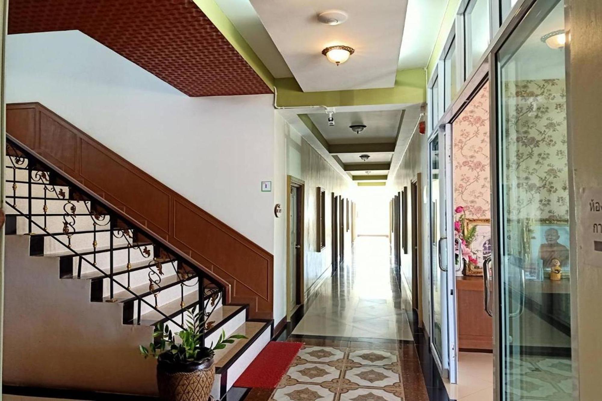 Karnmanee Place Hotel Udon Thani Exteriér fotografie